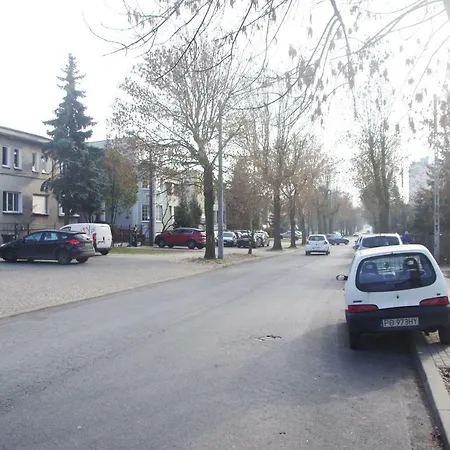 Apatramenty Promienista 아파트