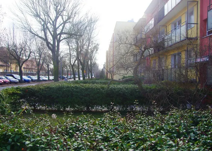 Apatramenty Promienista Apartment *